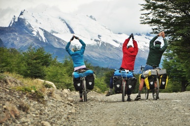 Yoga in the mountains with friends, Argentina Patagonia.